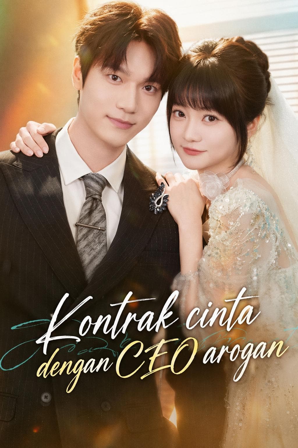 Kontrak cinta dengan CEO arogan - PineDrama